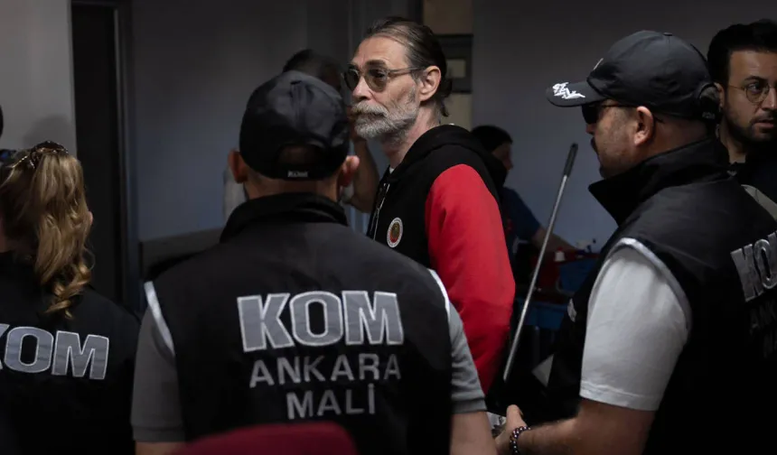 Etimesgut Belediyesi'ne operasyon: Erdal Beşikçioğlu tutuklandı!
