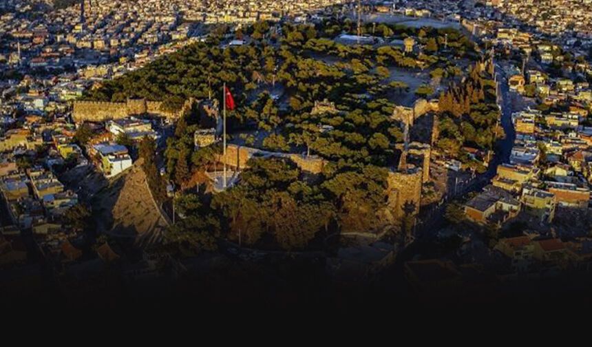 Büyükşehir Meclisi’nden önemli dönüşüm kararı... Kadifekale'nin silüeti bozmayacak!