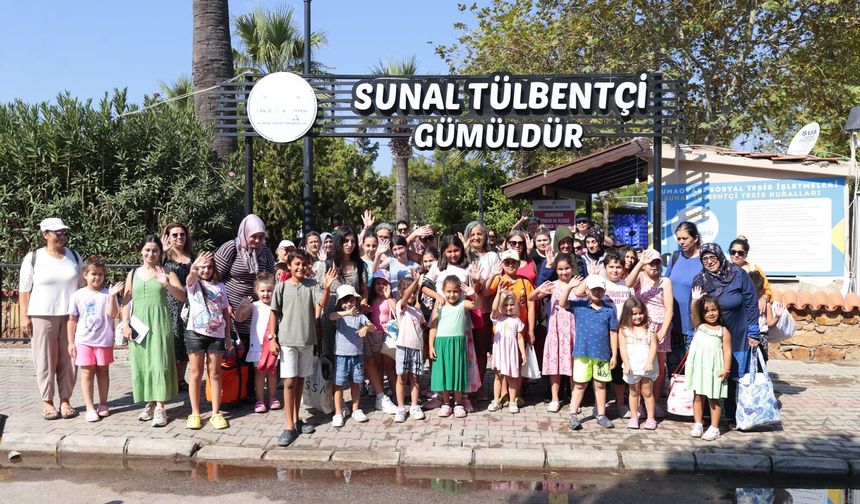 Konak Belediyesi’nden semt merkezi kursiyerlerine deniz sürprizi
