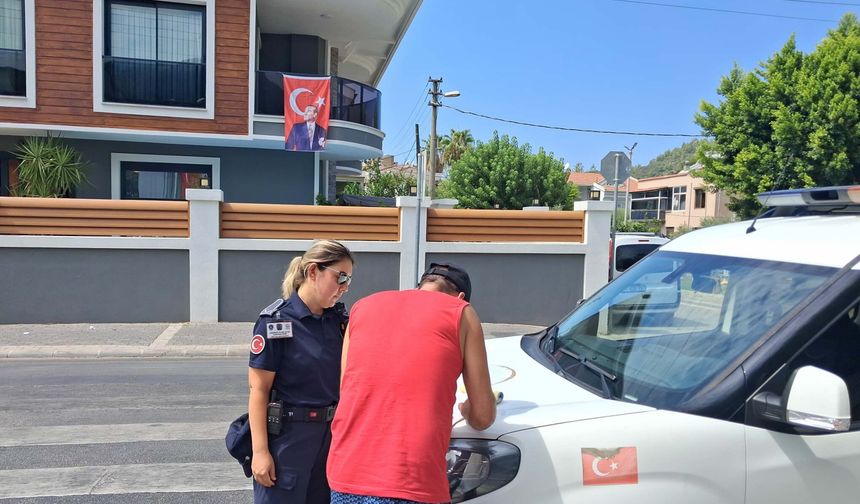 Marmaris'te kaçak moloz dökümüne idari yaptırım