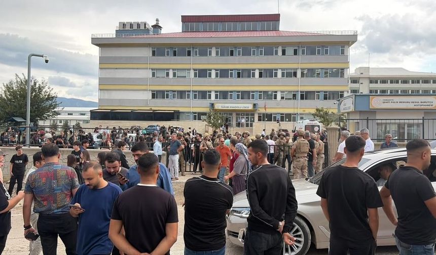 Osmaniye'de okul bahçesinde silahlı saldırı: Öğretmen yaşamını yitirdi