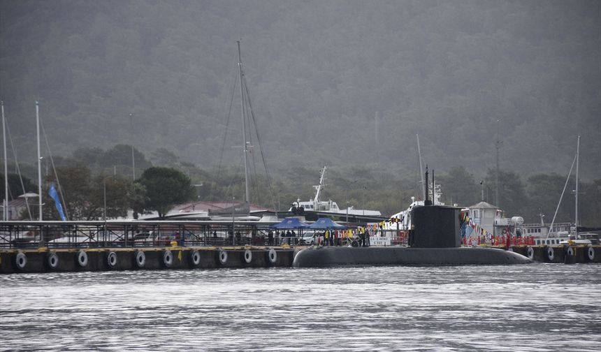 Muğla'da askeri gemiler ziyarete açıldı!
