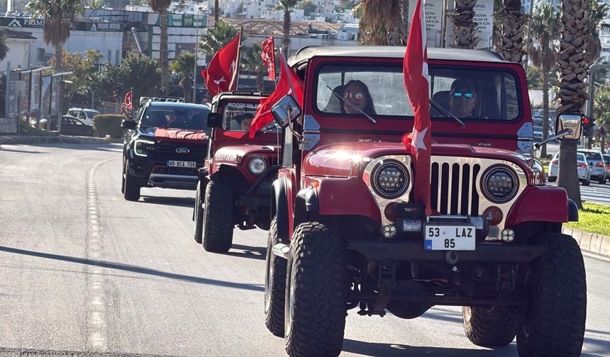 Bodrum'da 'Cumhuriyet' konvoyu