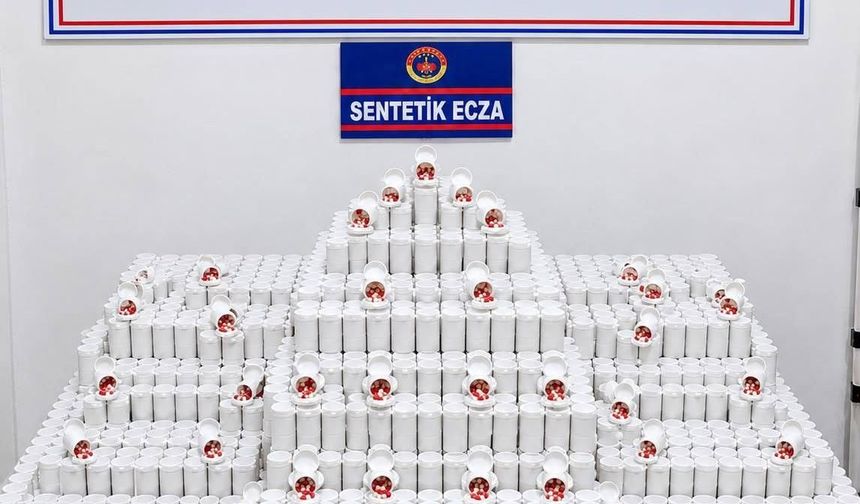 Manisa'da 'zehir' baskını: 86 bin 654 sentetik ecza ele geçirildi!