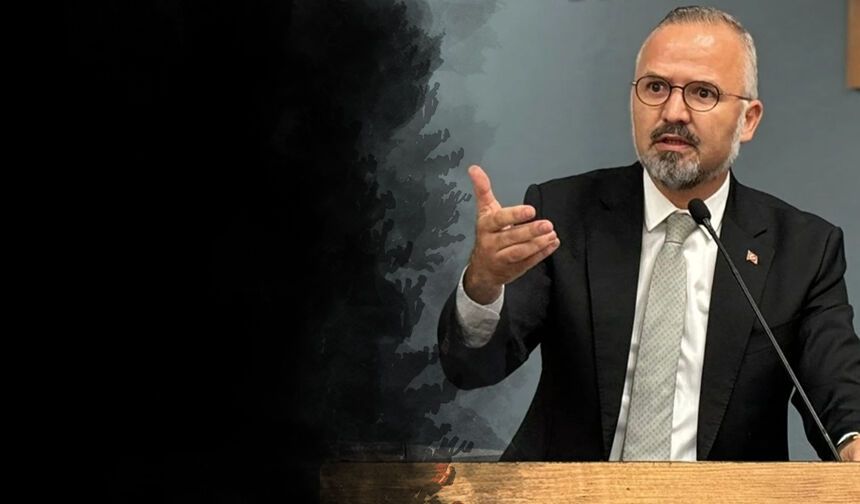 Büyükşehir’de protesto gerilimi... AK Parti’den tepki: Dertleri kavga, gürültü, kargaşa!