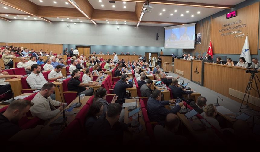 İzmir Büyükşehir Meclisi toplanamadı: Oturum ertelendi!