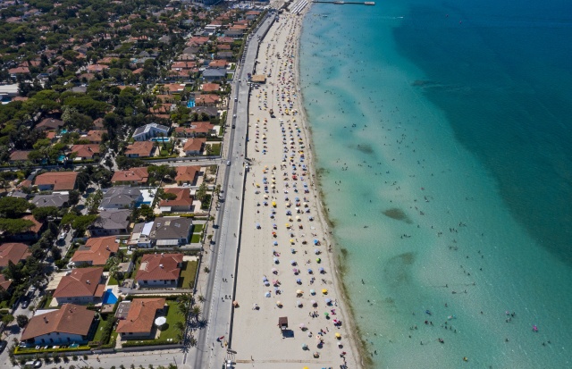 Çeşme turizmi salgına rağmen rekora koşuyor!