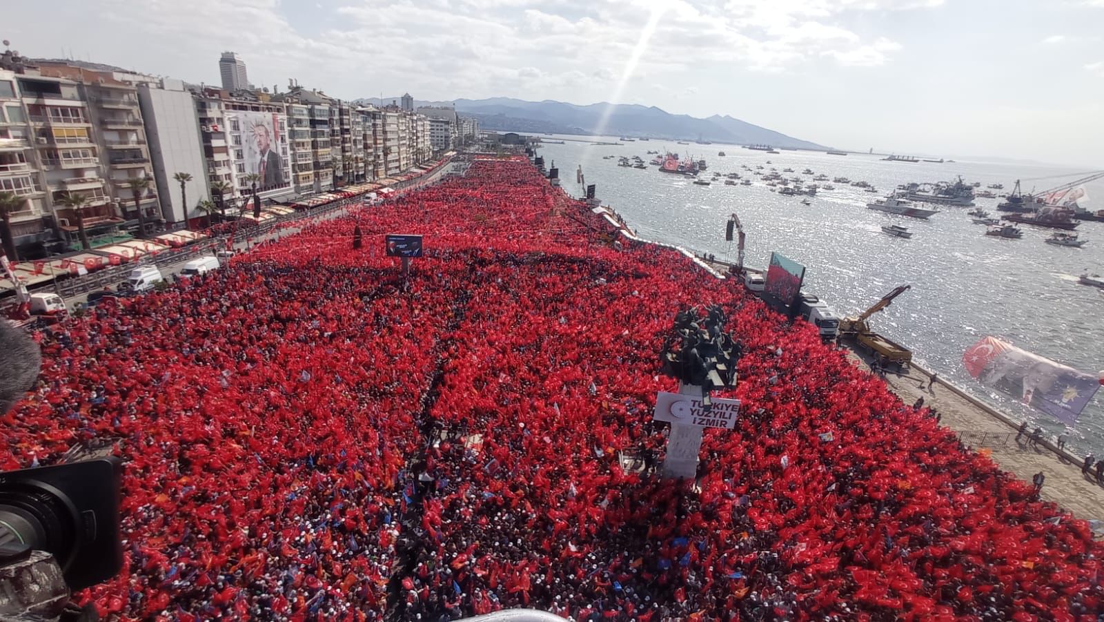 Erdoğan'ın İzmir Mitinginden dikkat çeken kareler
