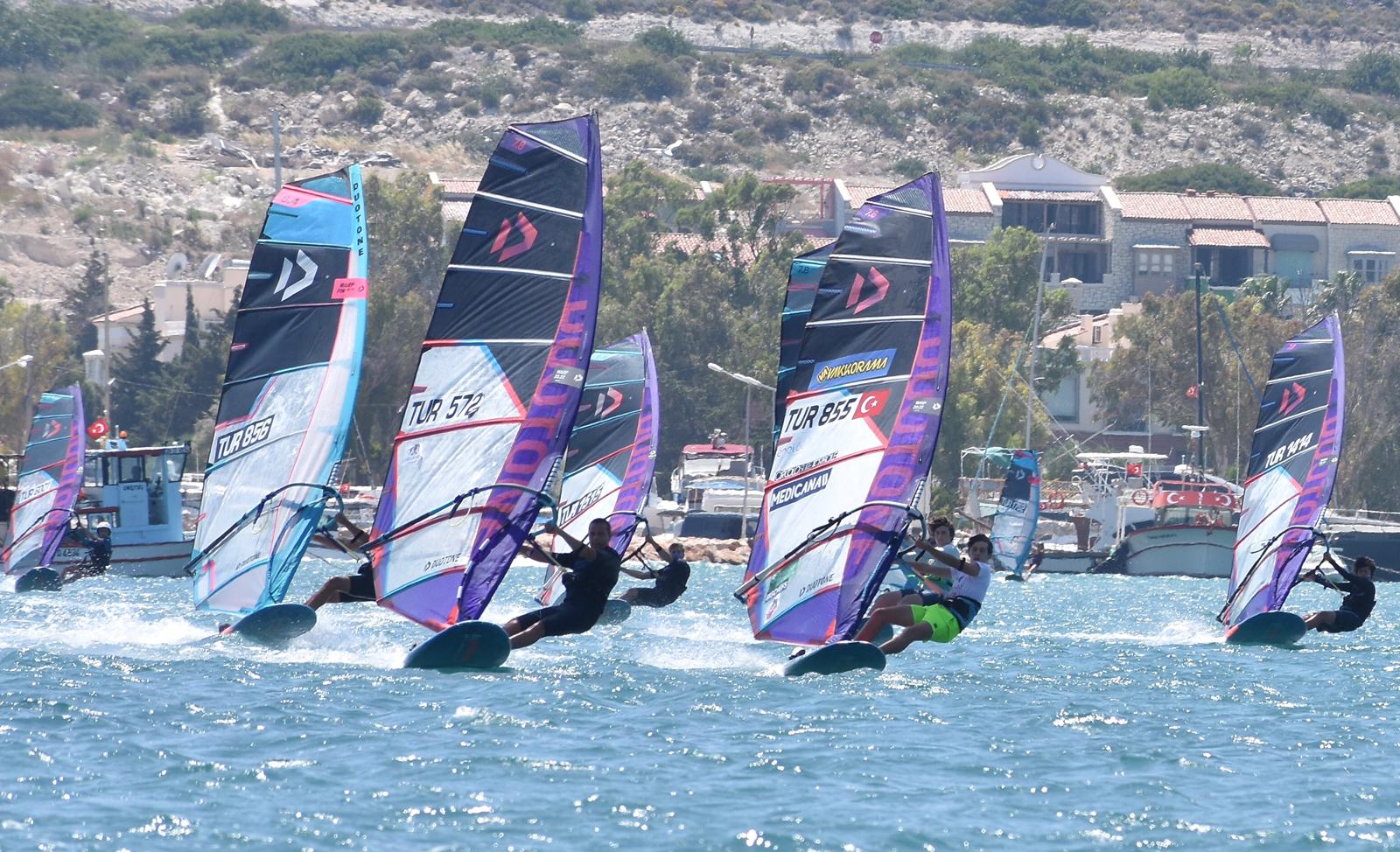 _   Alaçatı Wind Fest’’te Alaçatı’nın rüzgarı   çocuk ve gençler için esmeye devam ediyor2