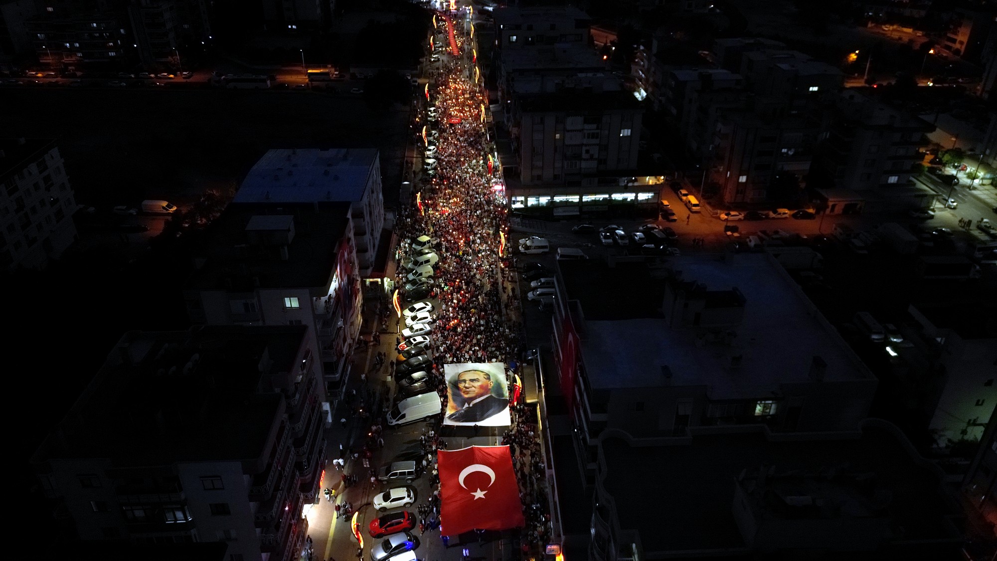 4 Aliağa Belediyesi’nden Cumhuriyetin 100.Yılına Muhteşem Kutlama