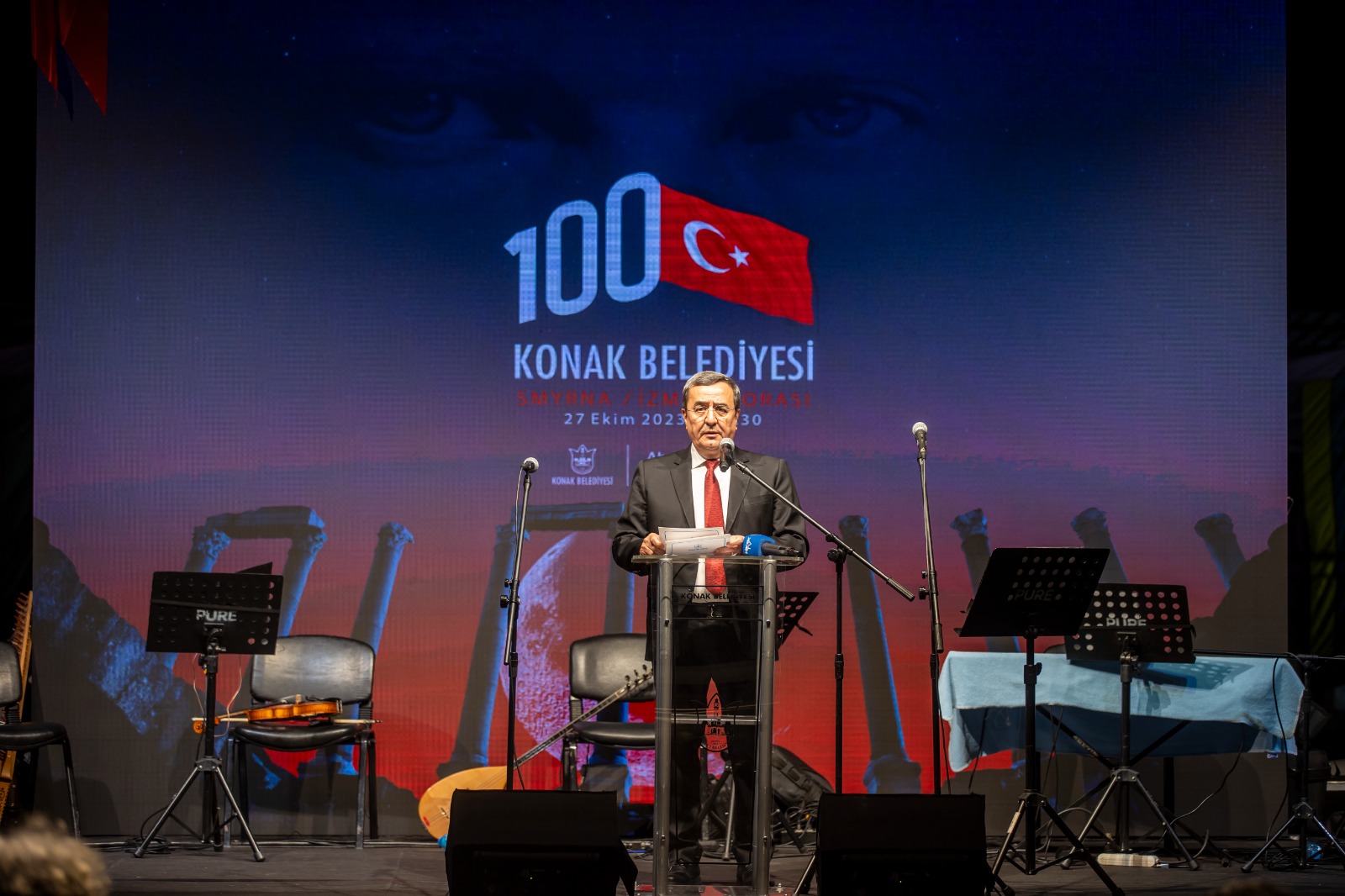 Konak 100. yıl gururunu tarihi Agora’da düzenlenen konserle yaşadı (3)