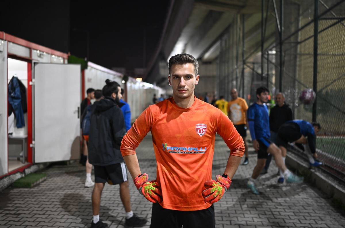 AA-20231130-33064704-33064679-TAKIM_BULAMAYAN_AMATOR_KALECI_UCRET_KARSILIGI_HALI_SAHA_MACLARINA_CIKIYOR