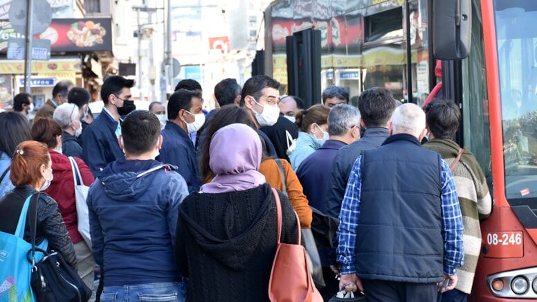Covid paniği büyüyor... Vakaların yüzde 44'ü JN.1 varyantı çıktı
