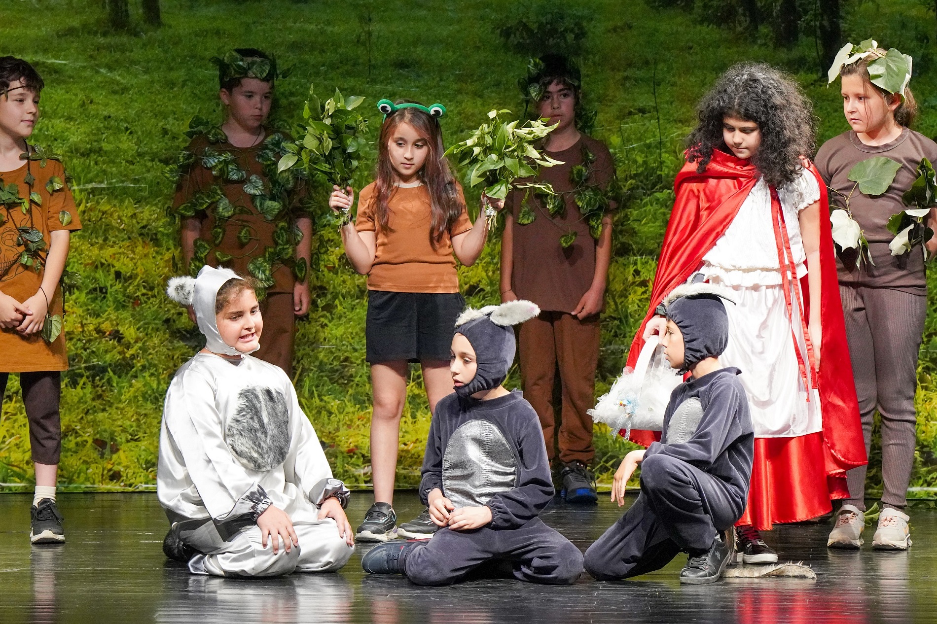 Gaziemir’in çocukları tiyatro sahnesinde büyüyor (3)