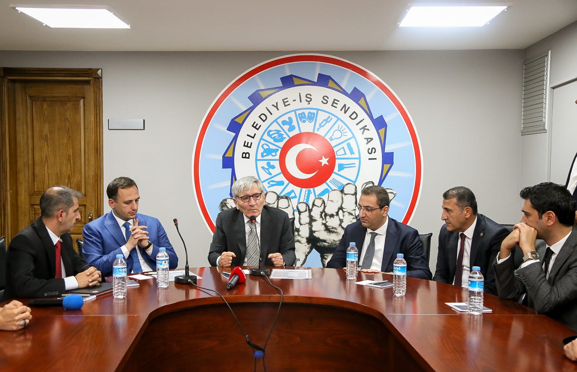 Kadrolu Isçiler Ti̇s (2)