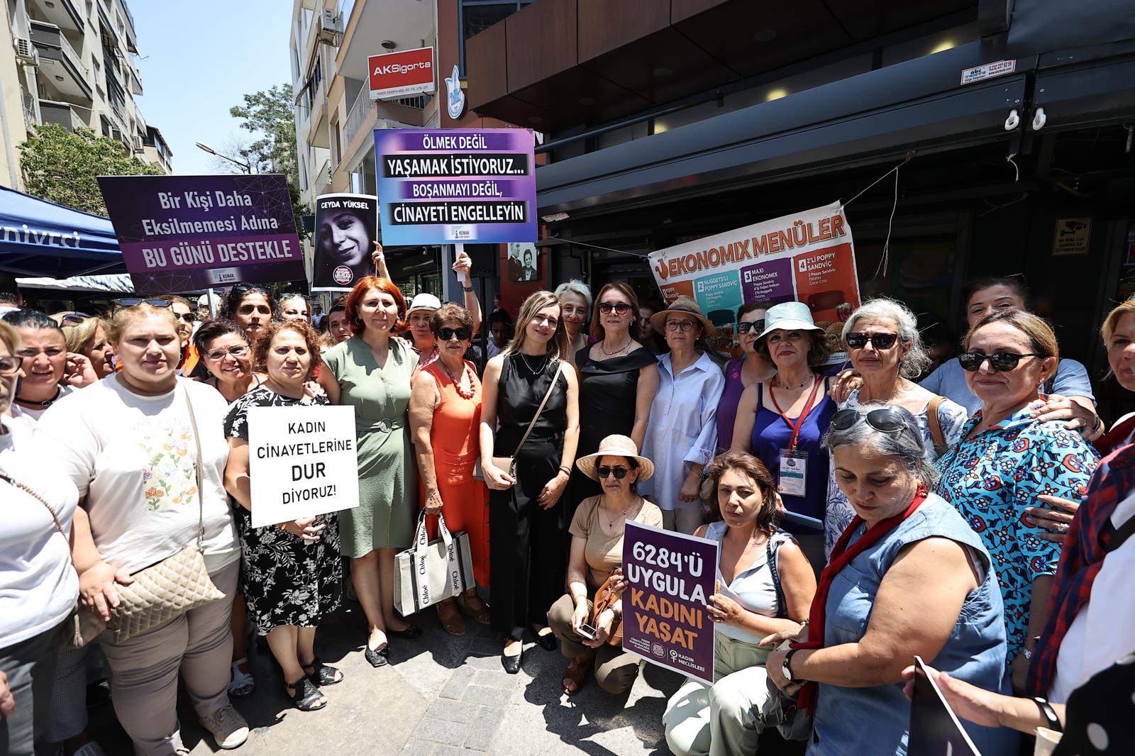 Konak’ta Kadınlar Erkek Şiddetine Ve Kadın Cinayetlerine ‘Hayır’ Dedi (6)