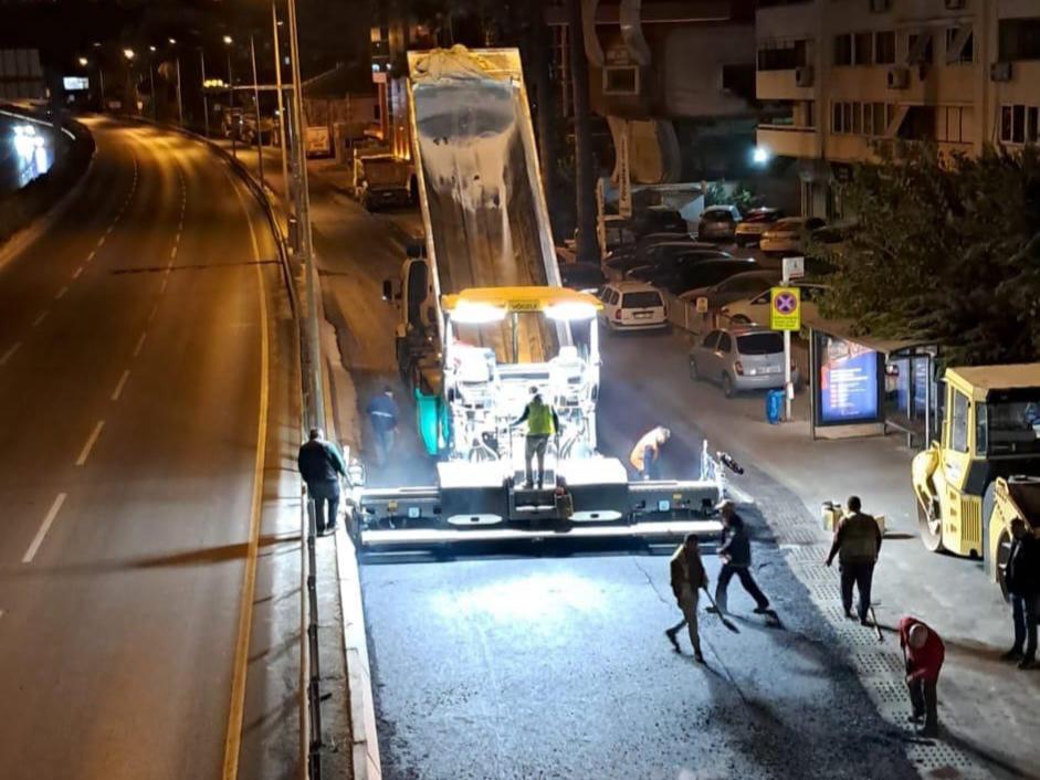 Bayraklı’da Yol Ve Köprü Yenileme Çalışmaları Sürüyor (1)