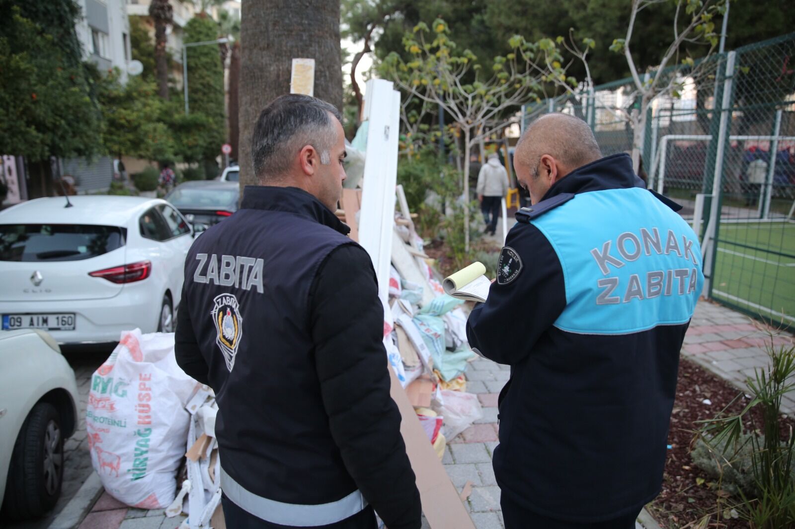 Konak’ta Kaçak Moloza Geçit Yok (1)