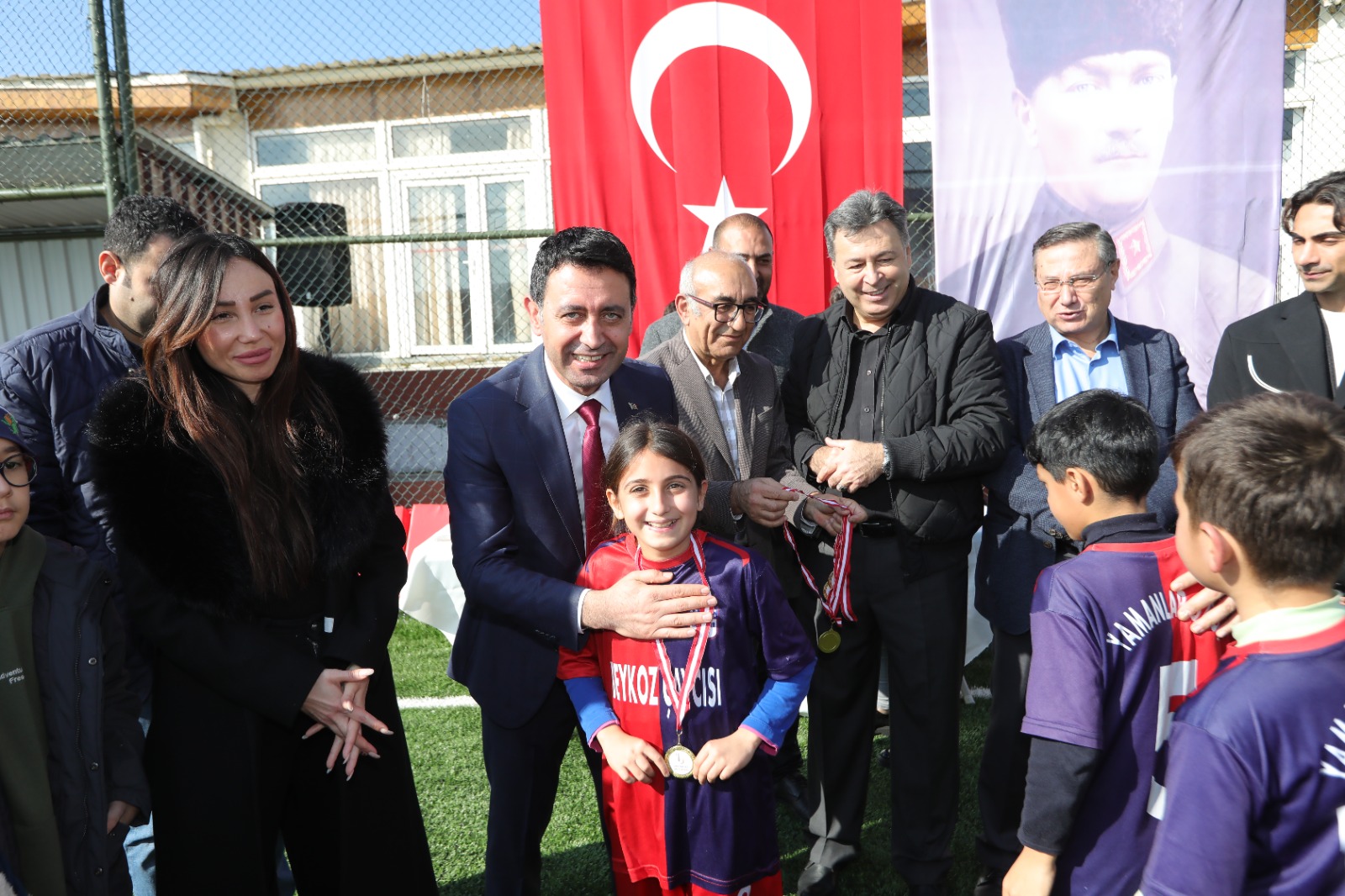 Bayraklı’da U 10 Cup Turnuvası Görkemli Finalle Tamamlandı (4)