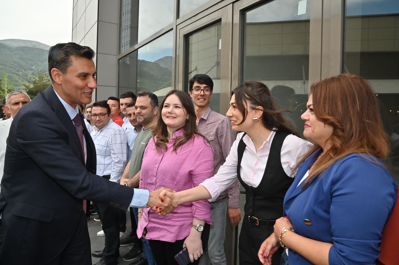 Manisa Büyükşehir Belediyesi’nde Kadın İstihdamında Artış (8)