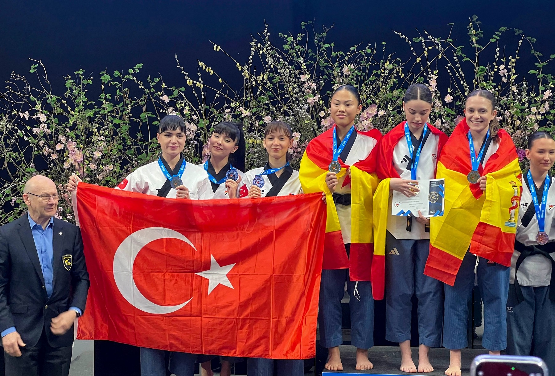 Gaziemir’in Taekwondocuları Avrupa’yı Fethetti (4)