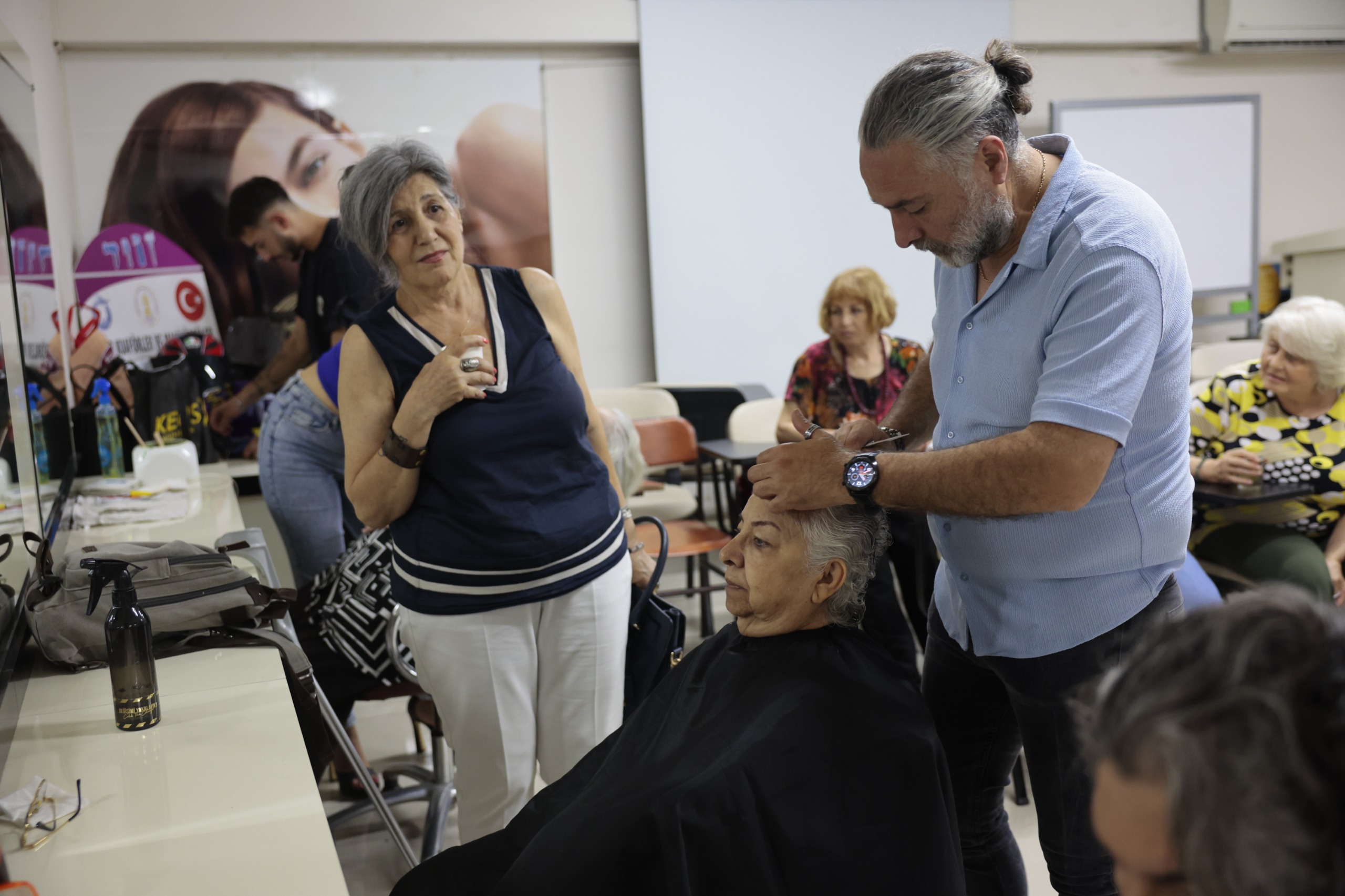 65 Yaş Üstü Konaklı Kadınlara Ücretsiz Kuaför Hizmeti (1)