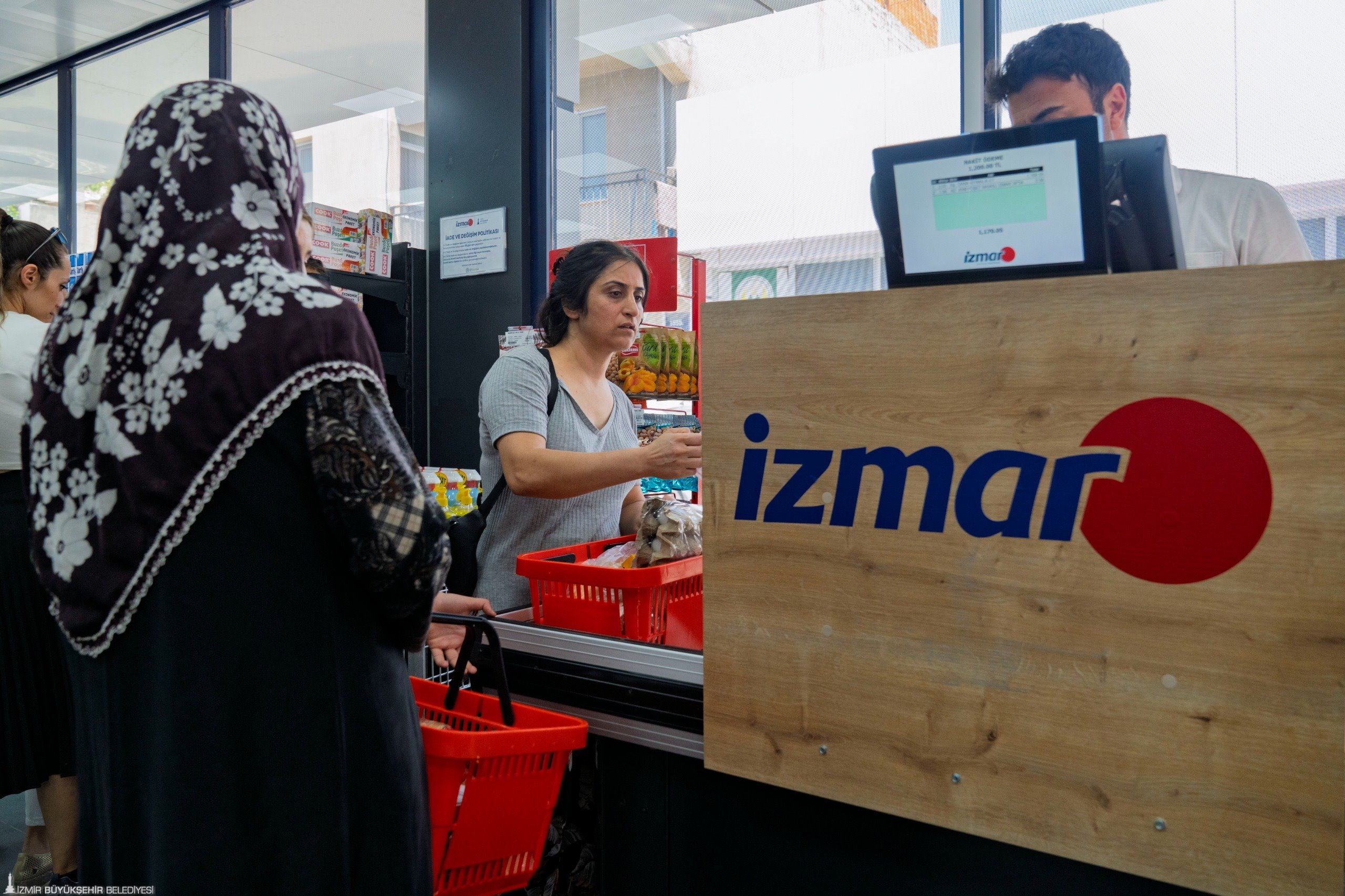 Izmirliler Mujde Bir Izmar Subesi Daha Acildi6