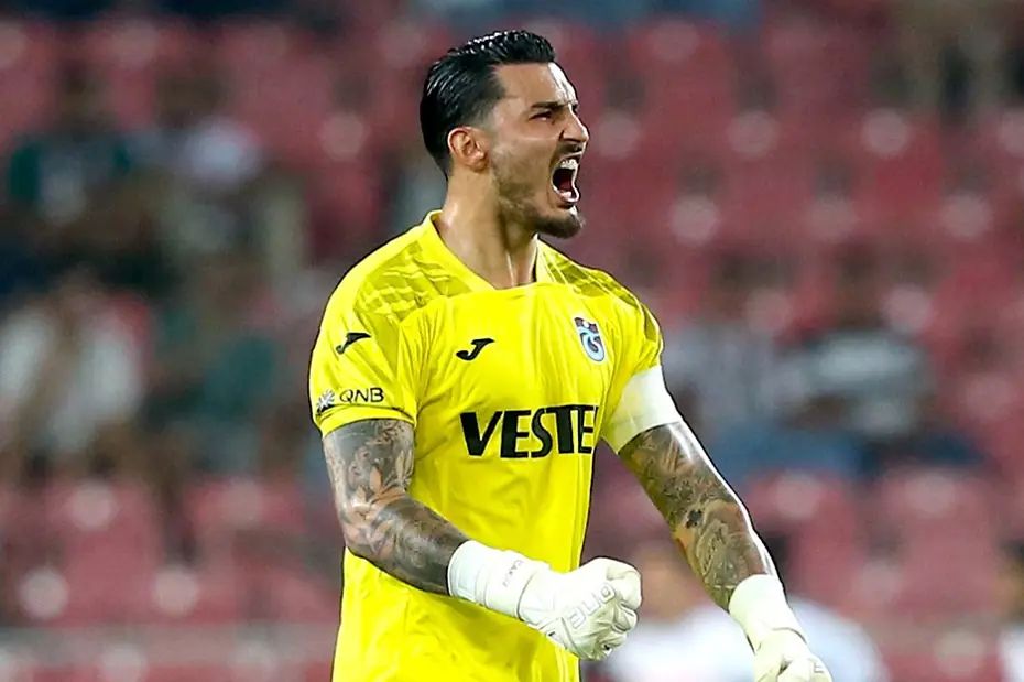 Fenerbahçe'nin transfer listesinde yer alan milli kaleci Uğurcan Çakır'ın, sarı-lacivertli formayı giymek istediği öne sürüldü.