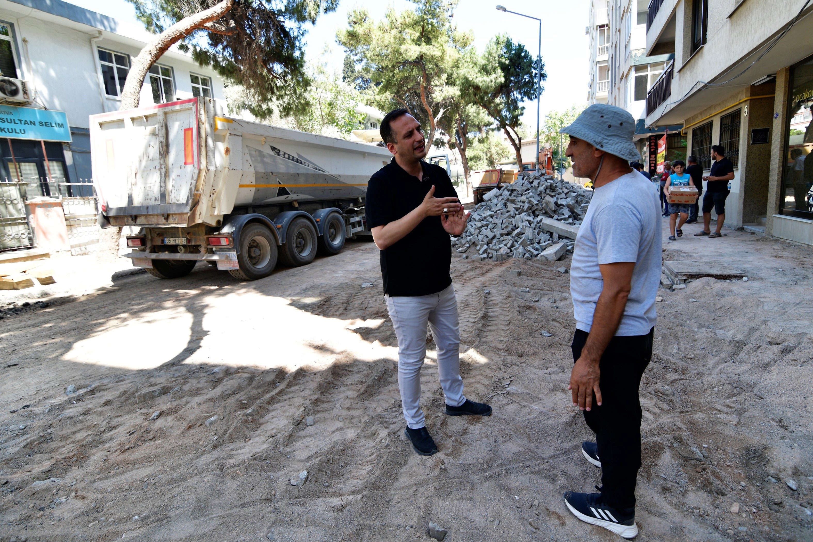 Baskan Eskiden Izmire Ornek Olacak Proje Bornovanin Kalbi Yenileniyor 3