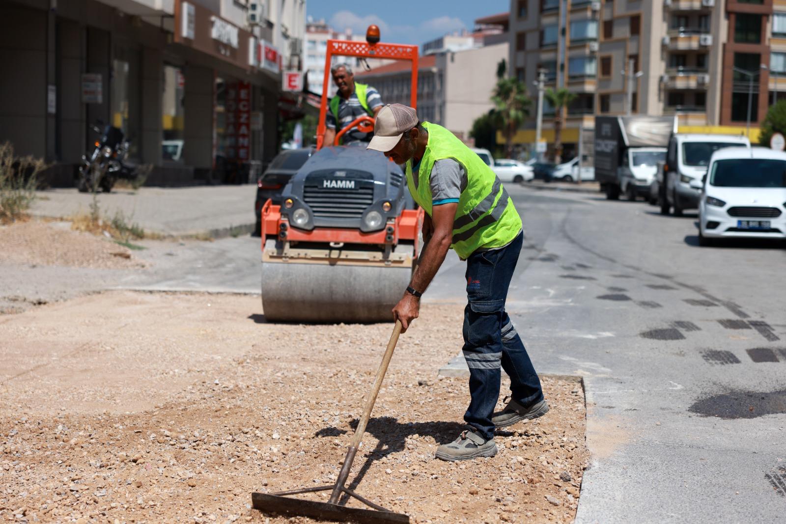 Bayraklı'da Asfaltlama Seferberliği (1)