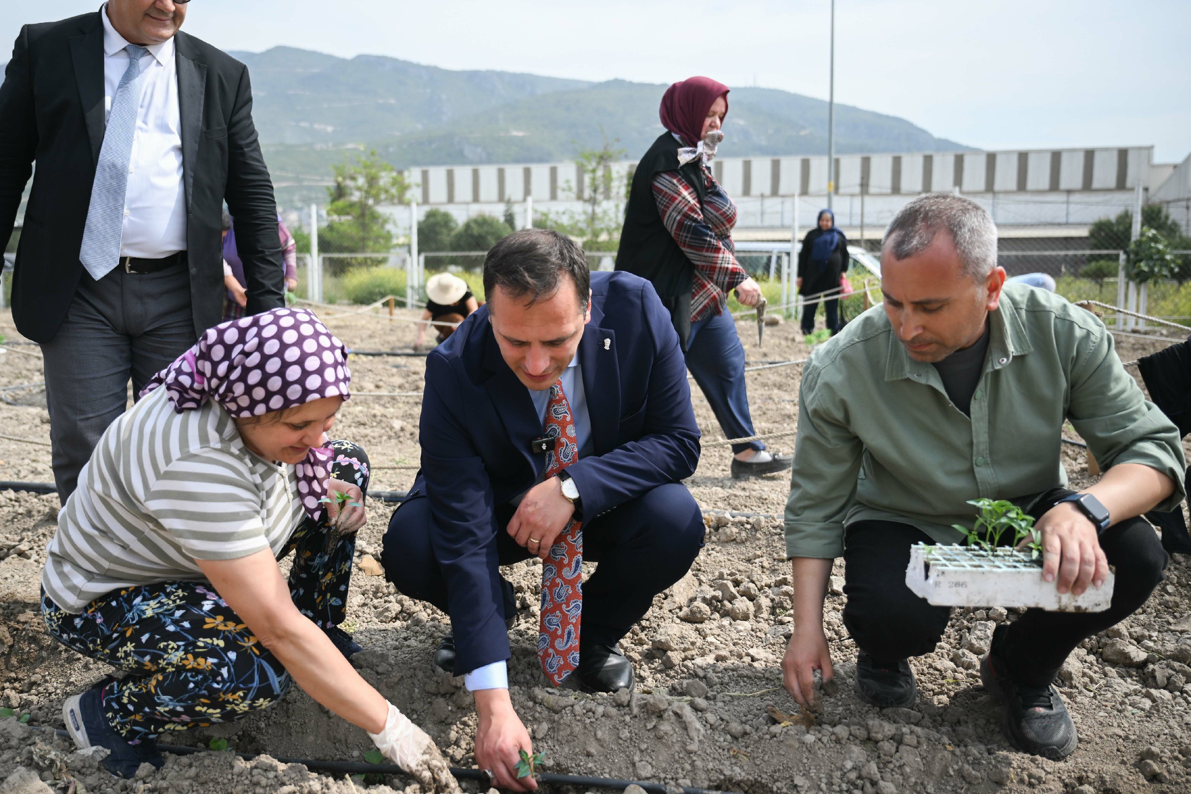 Bornovanin Kalbinde Yeseren Umut Kent Bostanlarinin Sayisi 5E Cikiyor 3~1