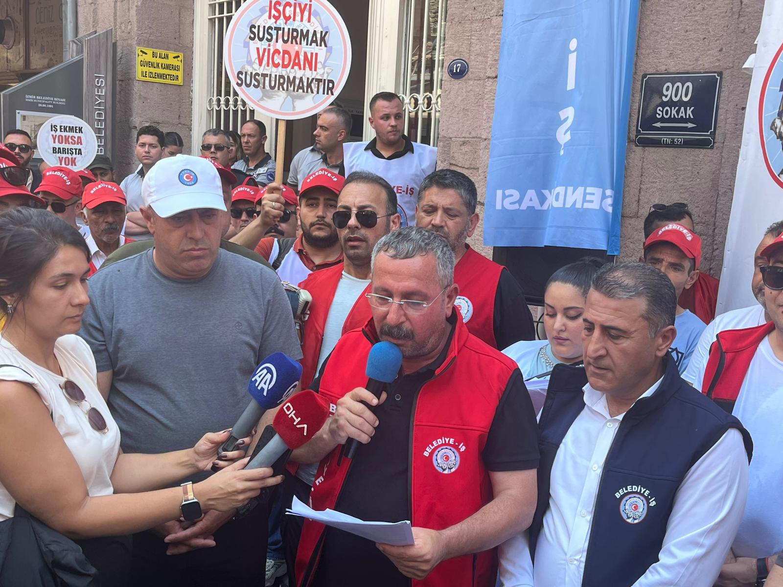 Buyuksehirden Cikarilan Isciler Icin Belediye Is Sendikasindan Eylem 2