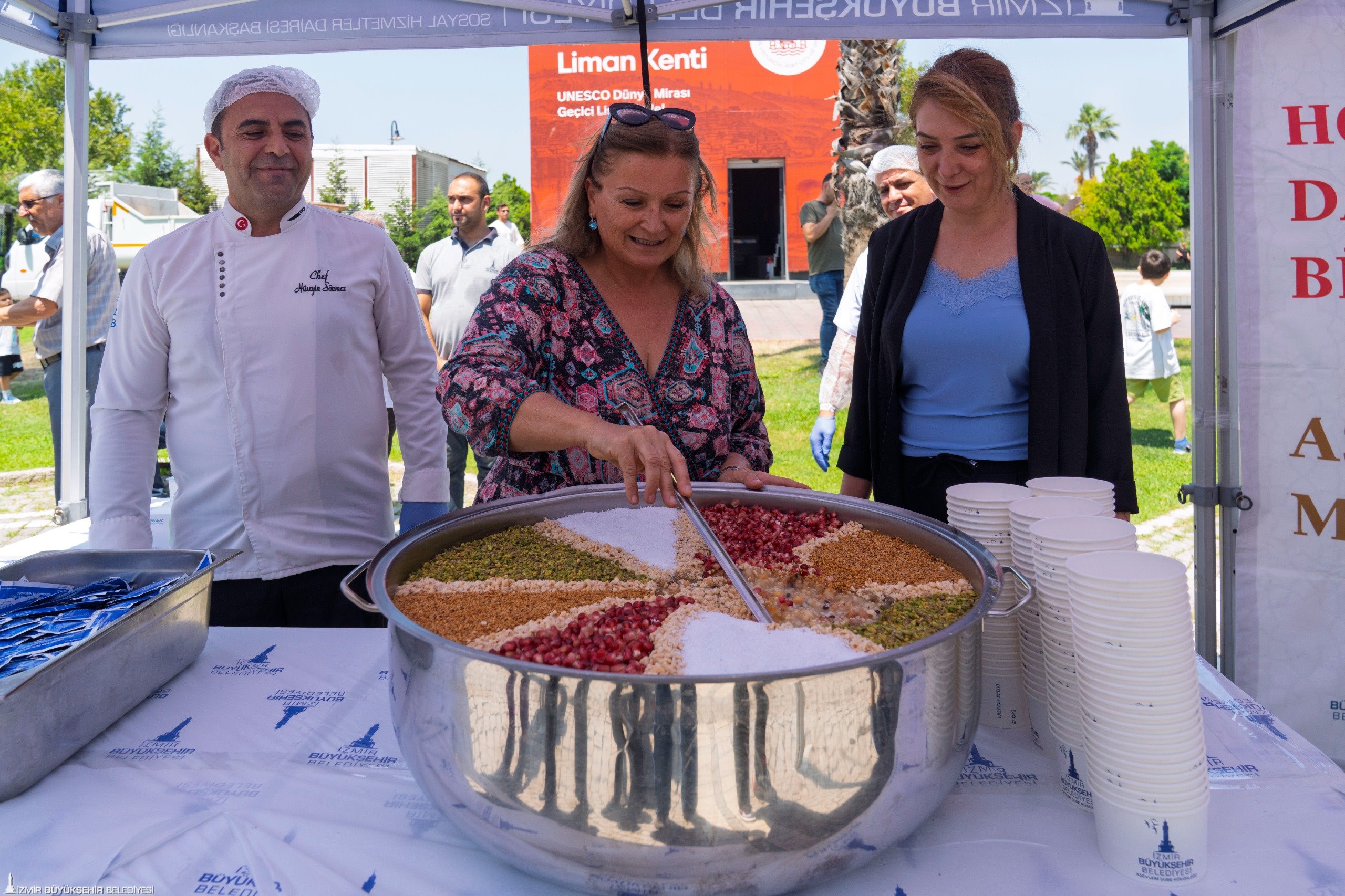 Izmirde Muharrem Ayi Bereketi 1