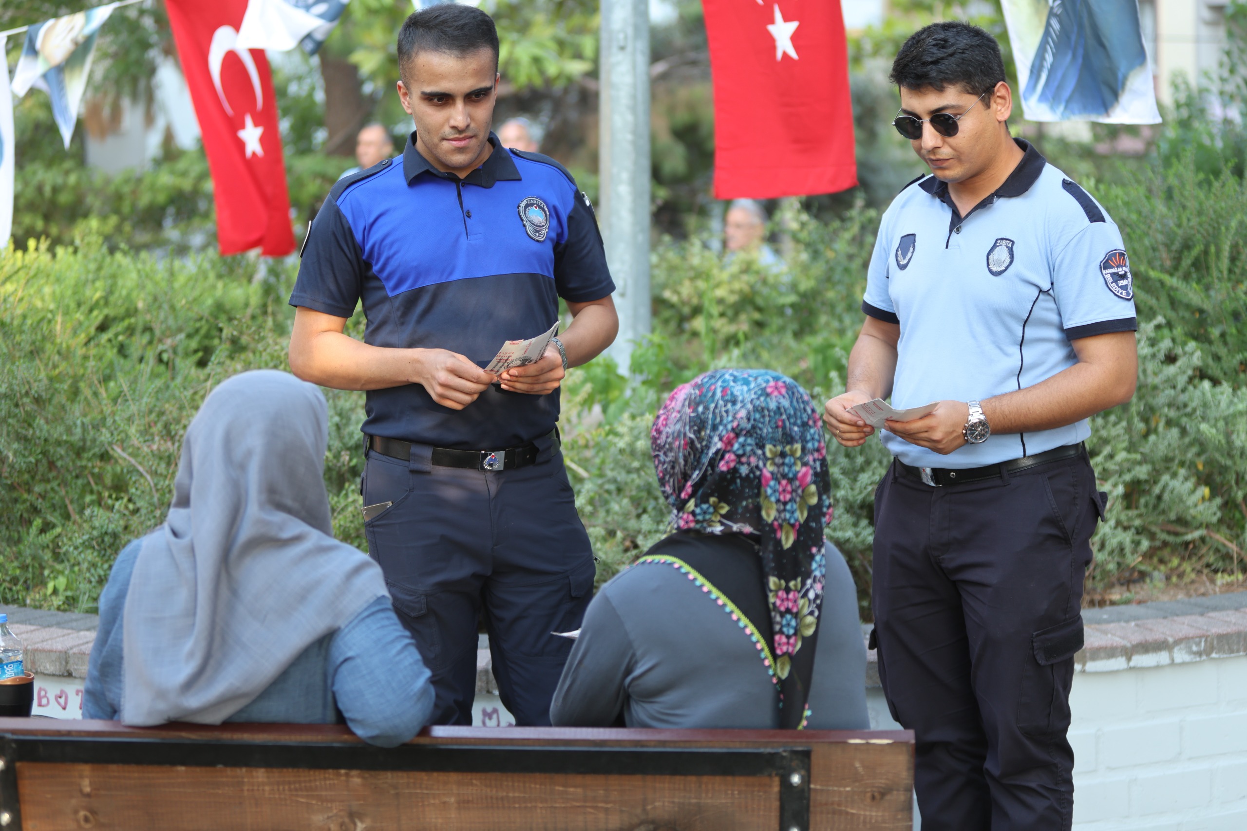 Karabağlar ’Da Temiz Çevre İçin Yeni Uygulama (6)