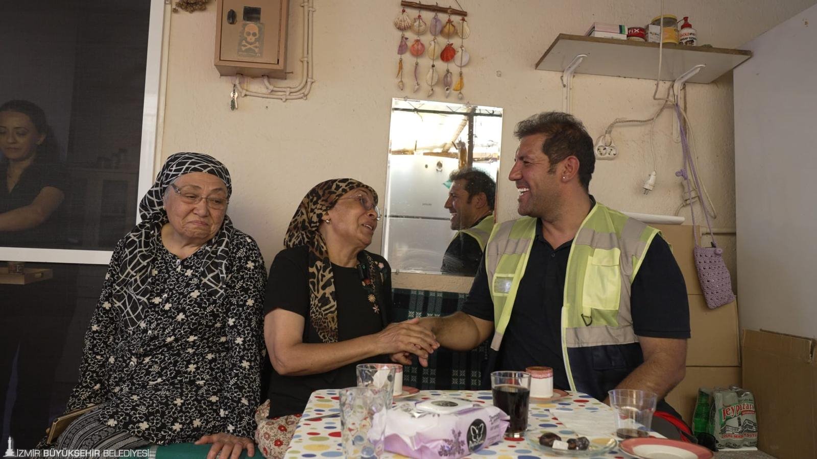 Tavuklari Yanginda Kalan Vatandasin Yardimina Buyuksehir Kostu 4