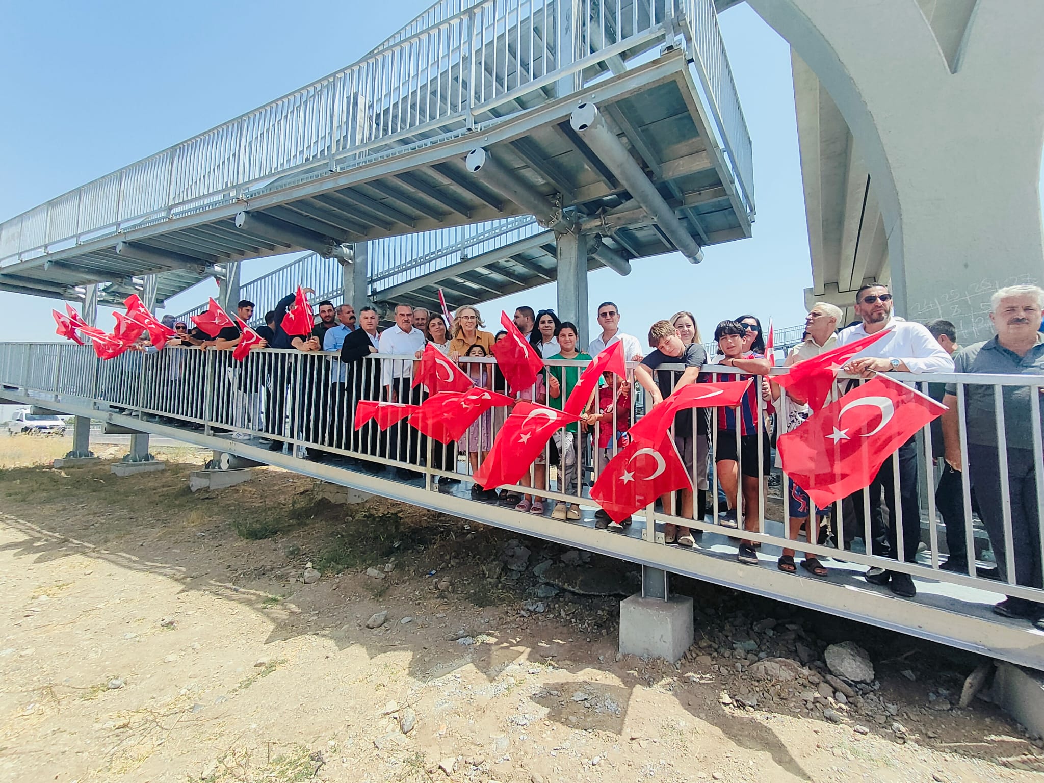 AK Parti İzmir Milletvekili Ceyda Bölünmez Çankırı: "Poz değil hizmet veriyoruz!"