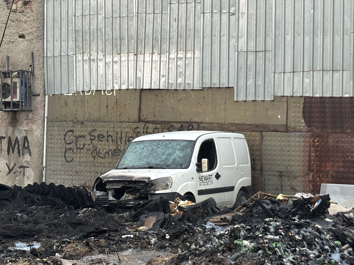 A A 20250802 38732991 38732985 I Z M I R D E C O P L U K T E C I K A N Y A N G I N D A 6 A R A C Z A R A R G O R D U