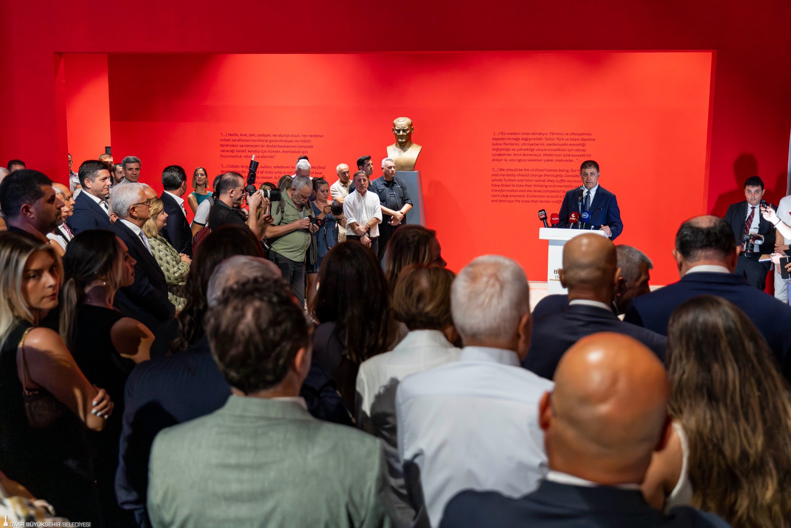 Ataturkun Kisisel Esyalari Ilk Kez Kulturparkta 4