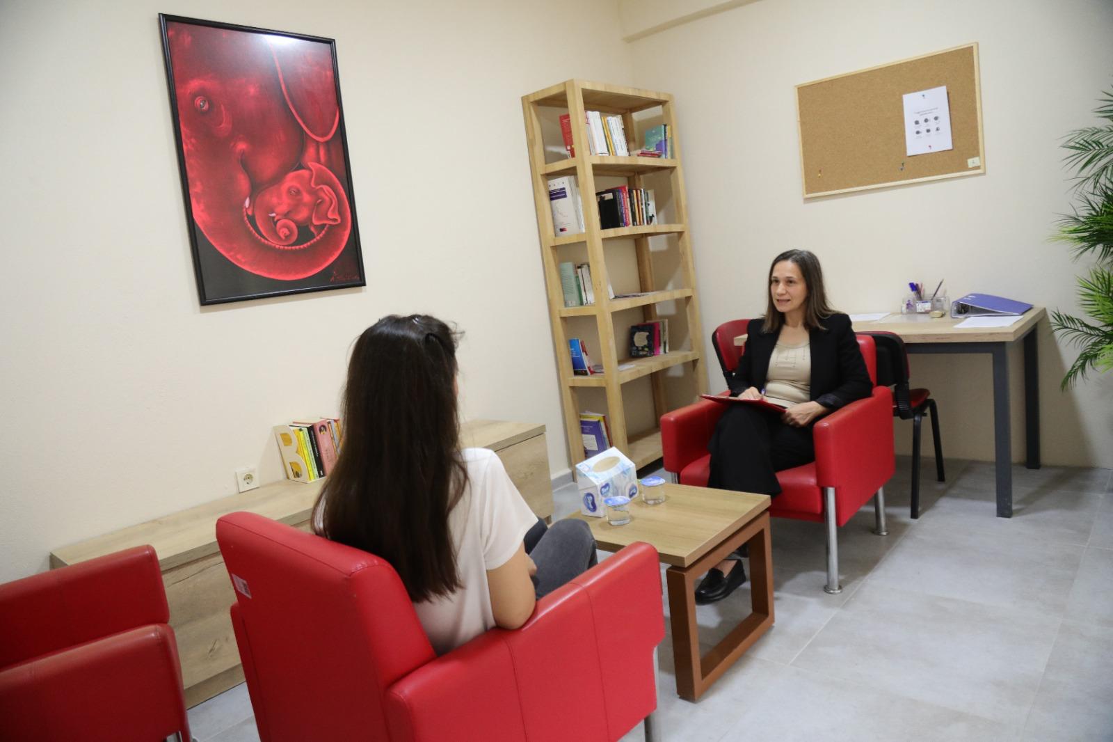 Bayraklida Kadin Ve Cocuklara Ucretsiz Hukuki Destek 2