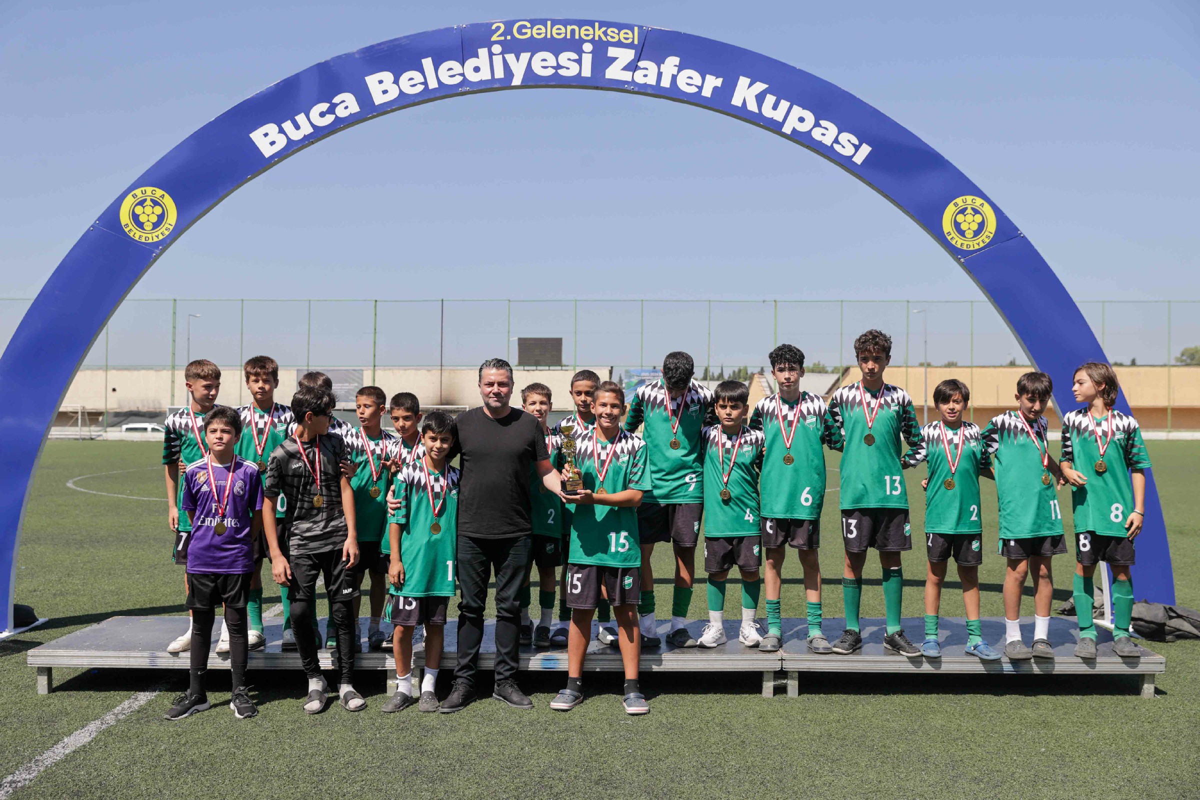 Buca Zafer Kupası3~1