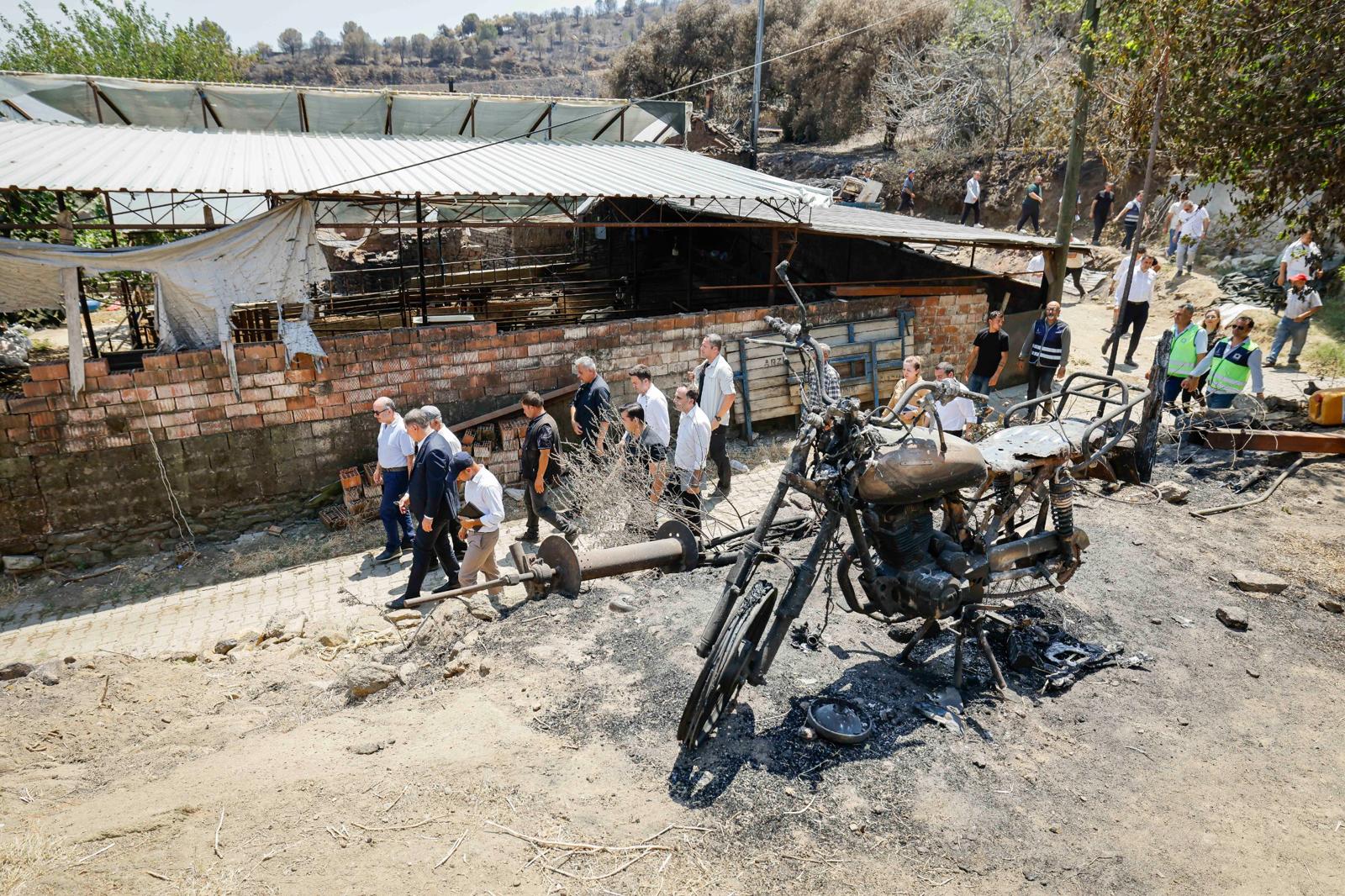 Buyuksehirden Yangin Magdurlarina Yardim Eli 2