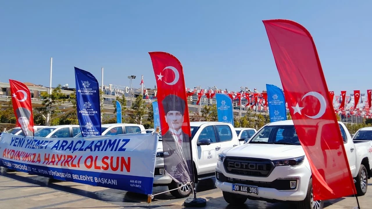 Cercioglu Yeni Arac Filosunu Tanitti Aak Plaka Detayi 2