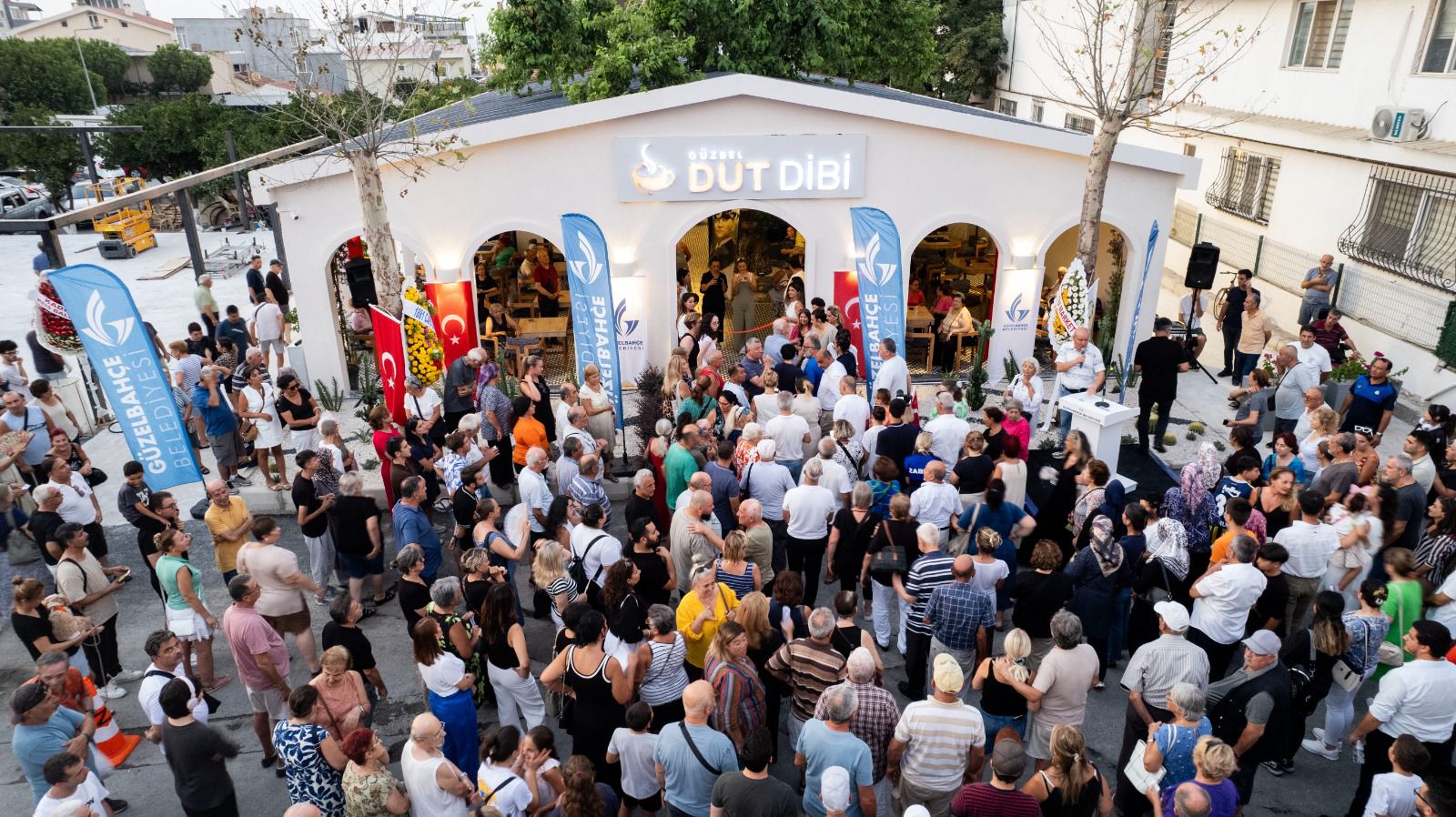 Guzelbahceye Yeni Sosyal Yasam Alani Guzbel Dut Dibi Hizmete Acildi 5