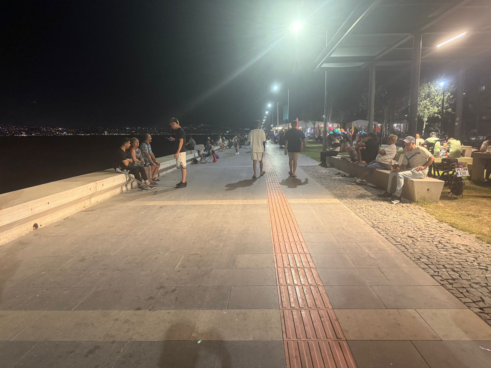 Izmir Yillar Sonra Rahat Bir Yaz Geciriyor Korfez Artik Kokmuyor 3