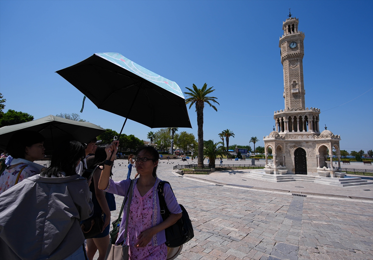 Izmirde Bunaltici Sicak Termometreler 40 Dereceyi Asti 6