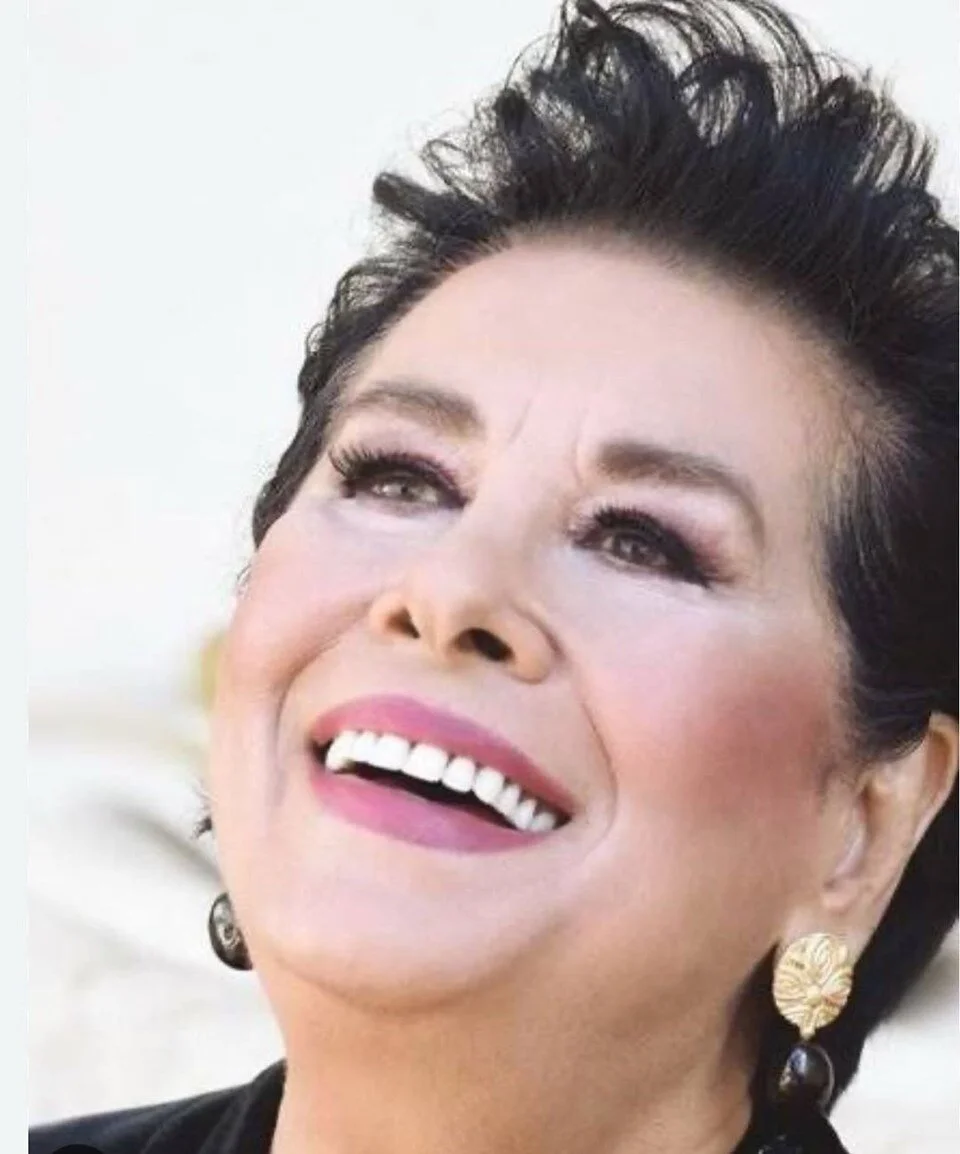 K D M R T9 Uj Eix7G F Lw E Ozbg