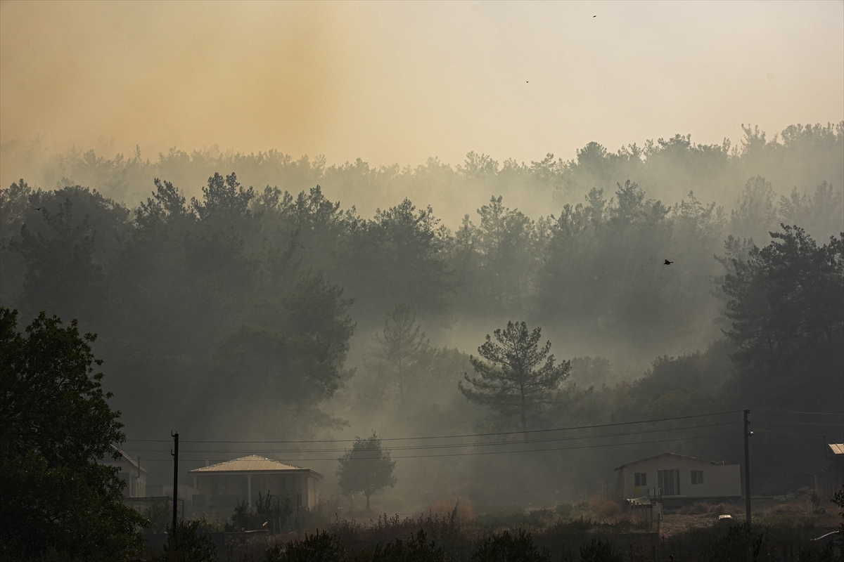 Kara Bulutlar Gokyuzunu Kapladi Menderes Yaniyor 5