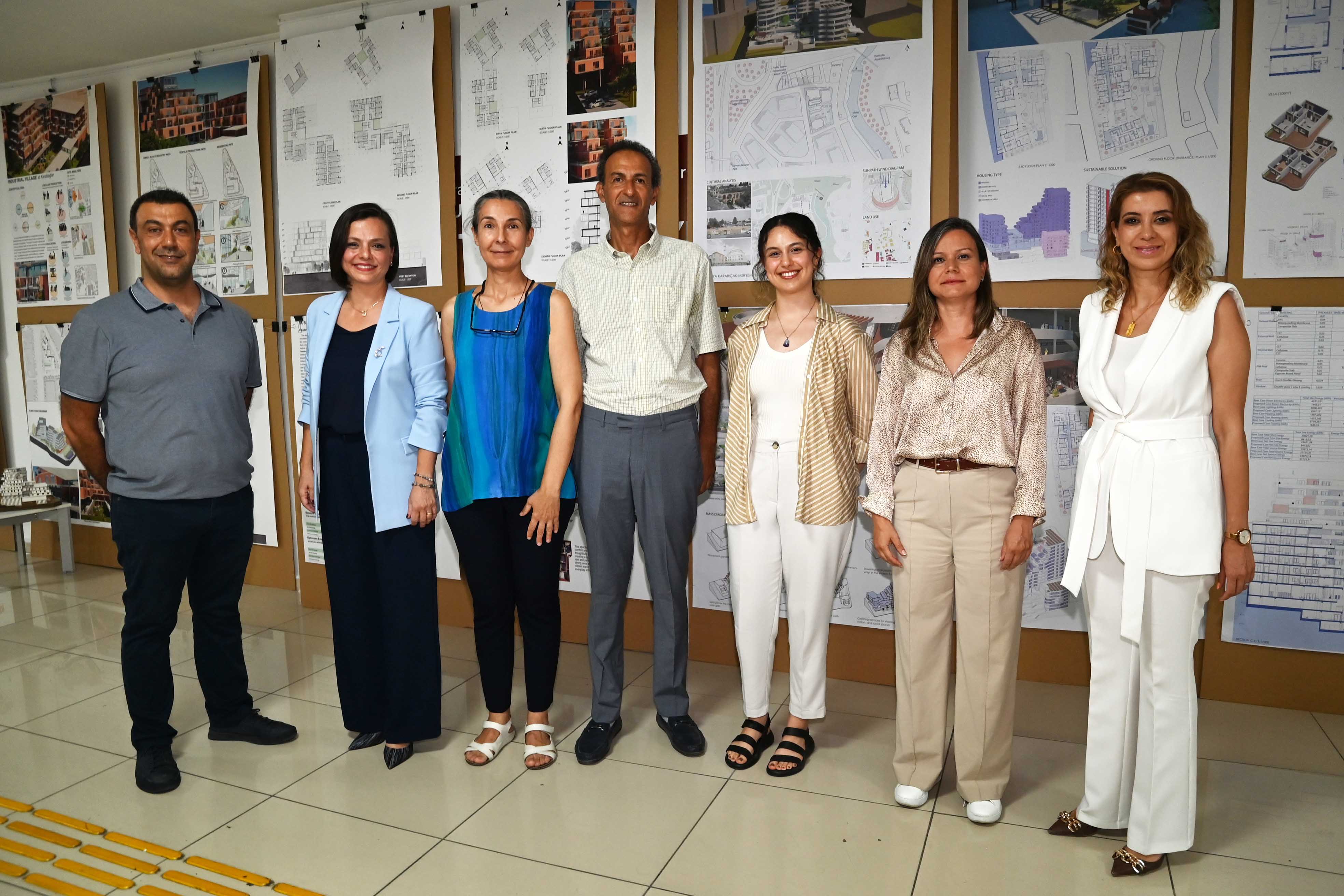 Karabağlar 'Da Kentsel Dönüşüm İçin Yeni Nesil Tasarımlar (1)