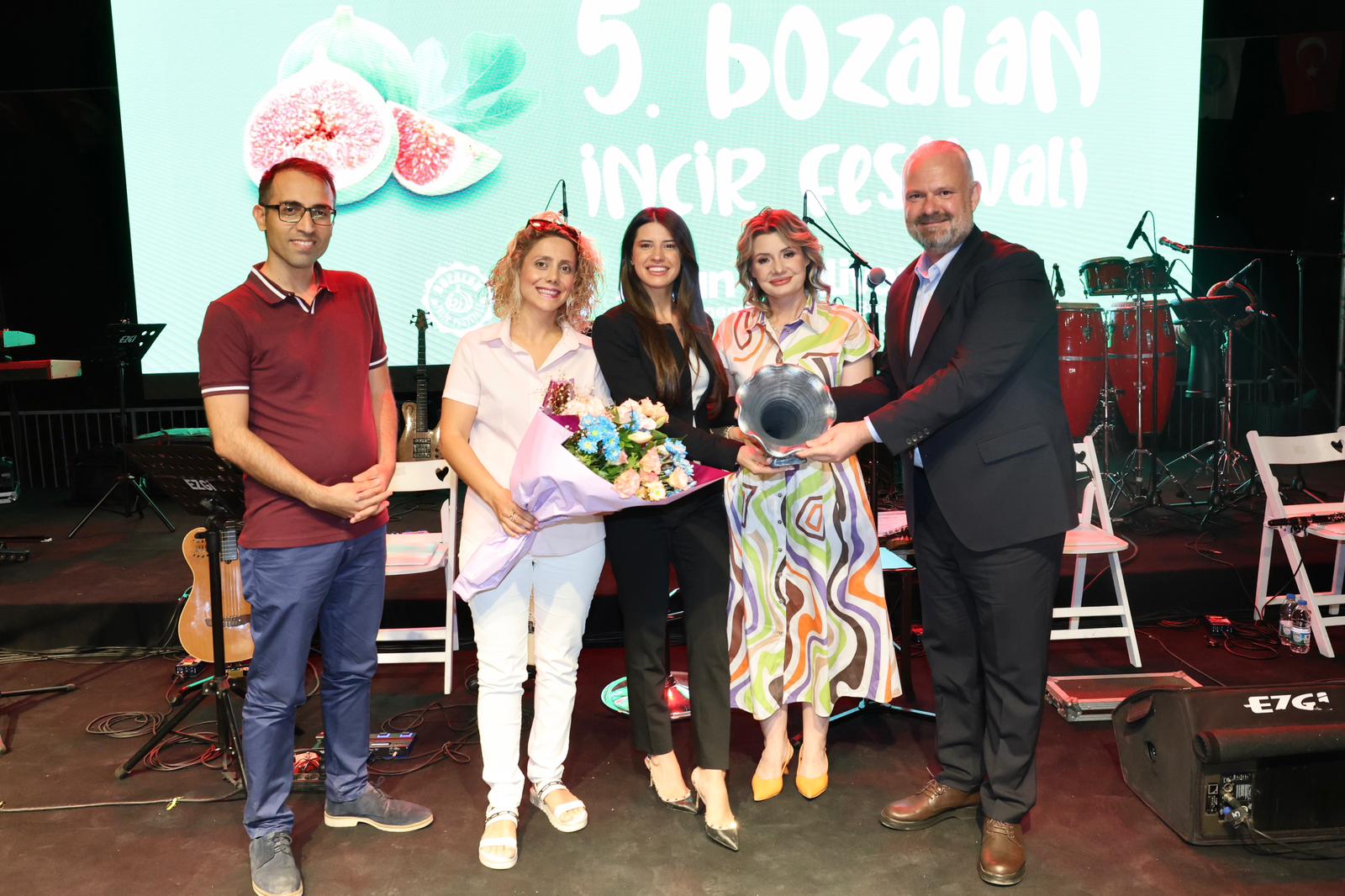 Menemende Incir Tadinda Festival Gulben Ergen Ruzgari 4