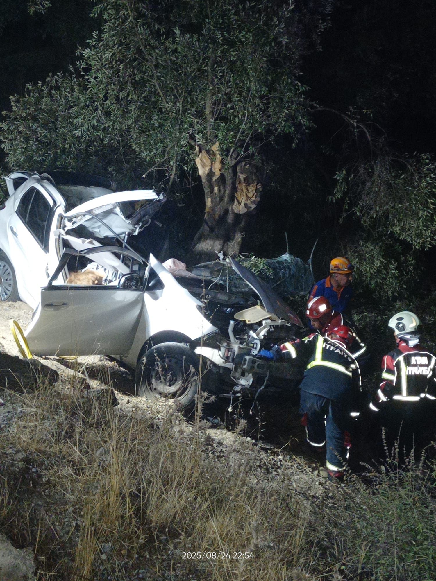 O T O M O B I L Z E Y T I N L I G E S A V R U L D U 2 O L U 1 A 880130 261435